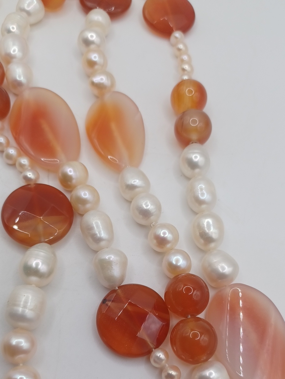 Alexander Kalifano Cultured Pearl and Carnelian Bead Necklace - Picture 4 of 6
